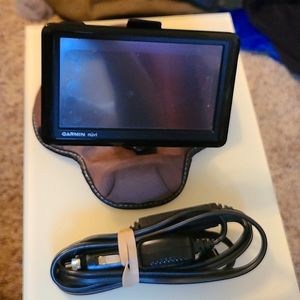 Garmin Nüvi 1490 5-inch Display GPS Navigator